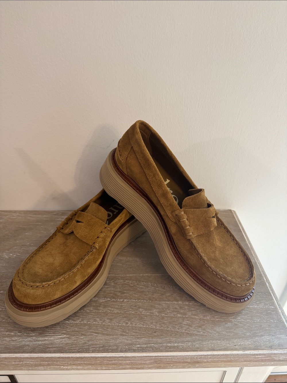 NWOT Pedro Garcia Sloan Platform Suede Penny Loafers in Caramel